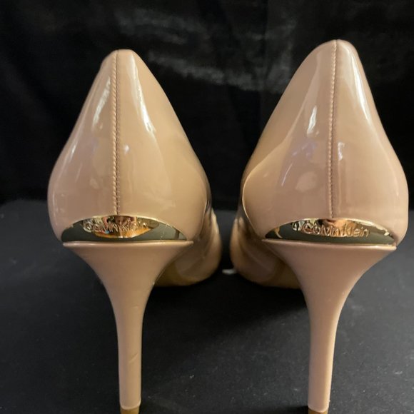 Calvin Klein Gayle Pointed Toe Evening Pumps - Picture 5 of 10